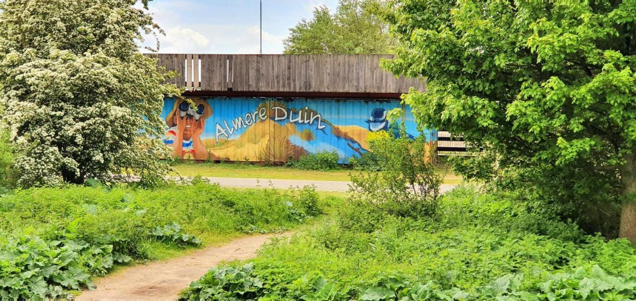 Inntermezzo Almere Eksteriør bilde
