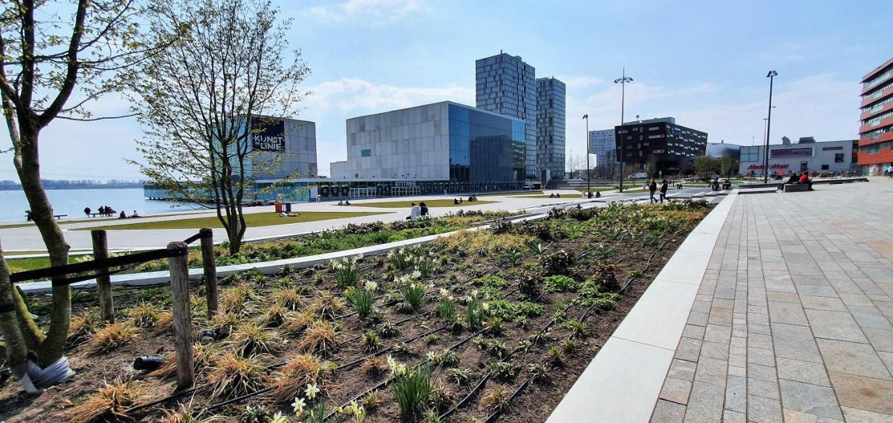 Inntermezzo Almere Eksteriør bilde